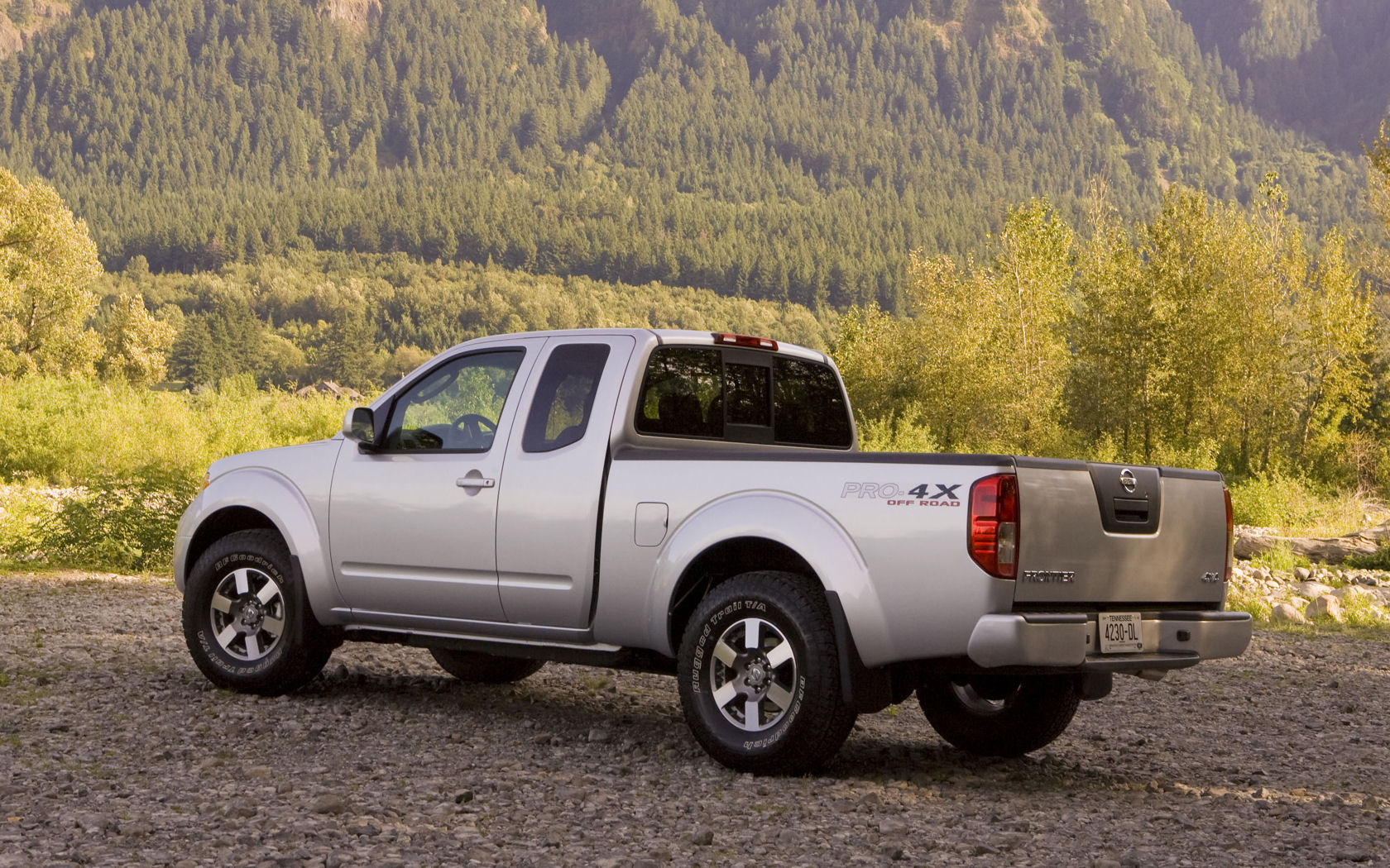 Nissan Frontier Desktop Wallpaper