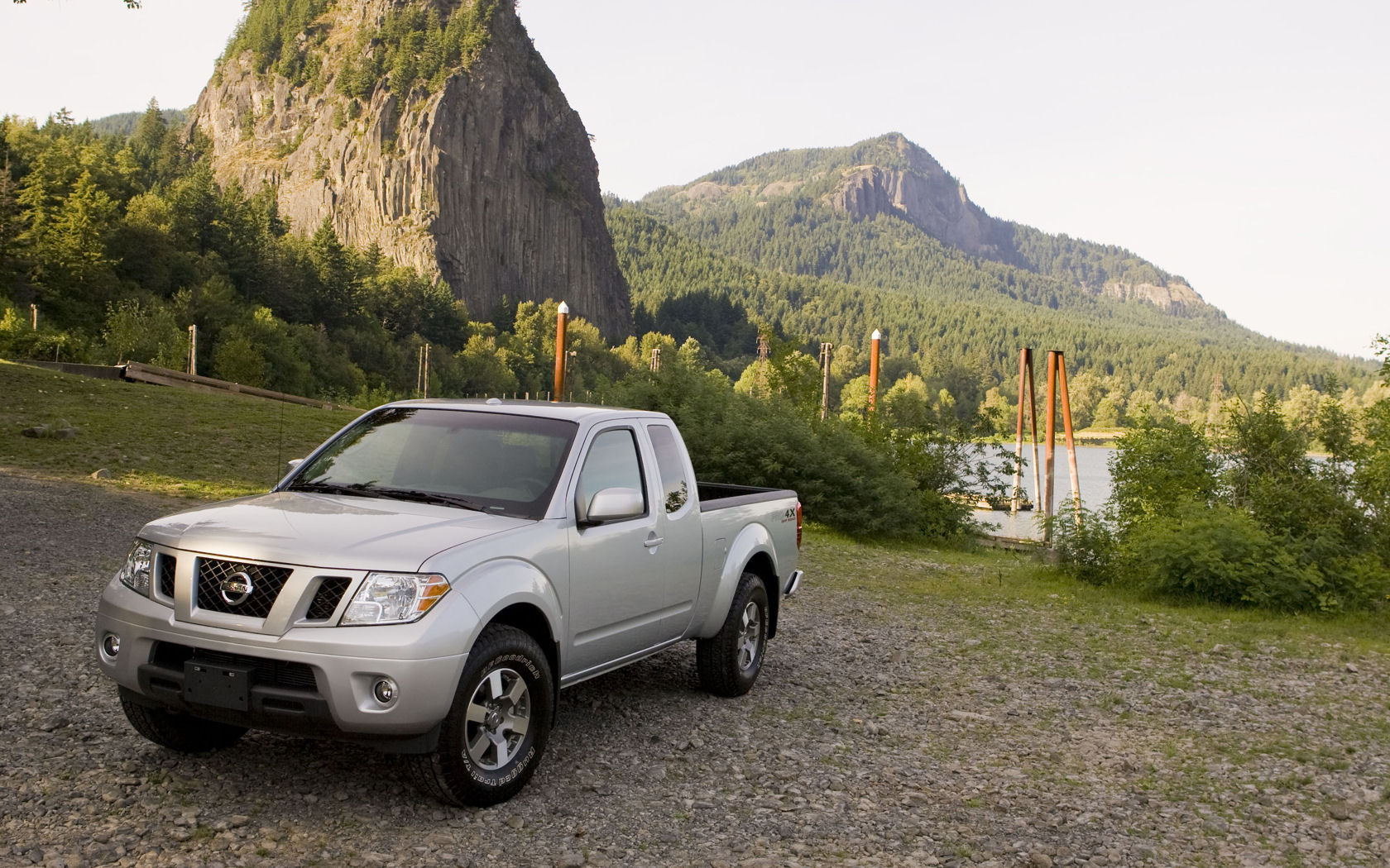 Nissan Frontier Desktop Wallpaper