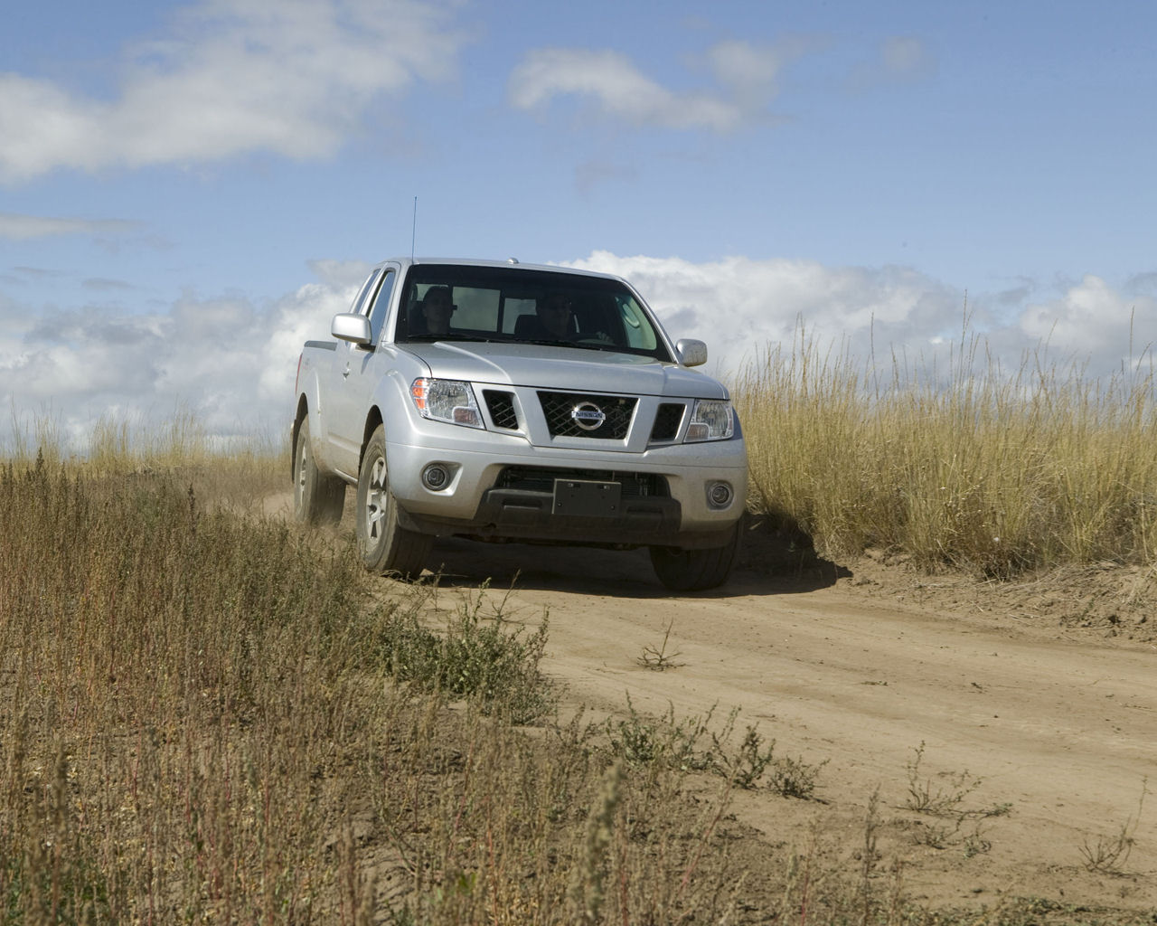 Nissan Frontier Desktop Wallpaper