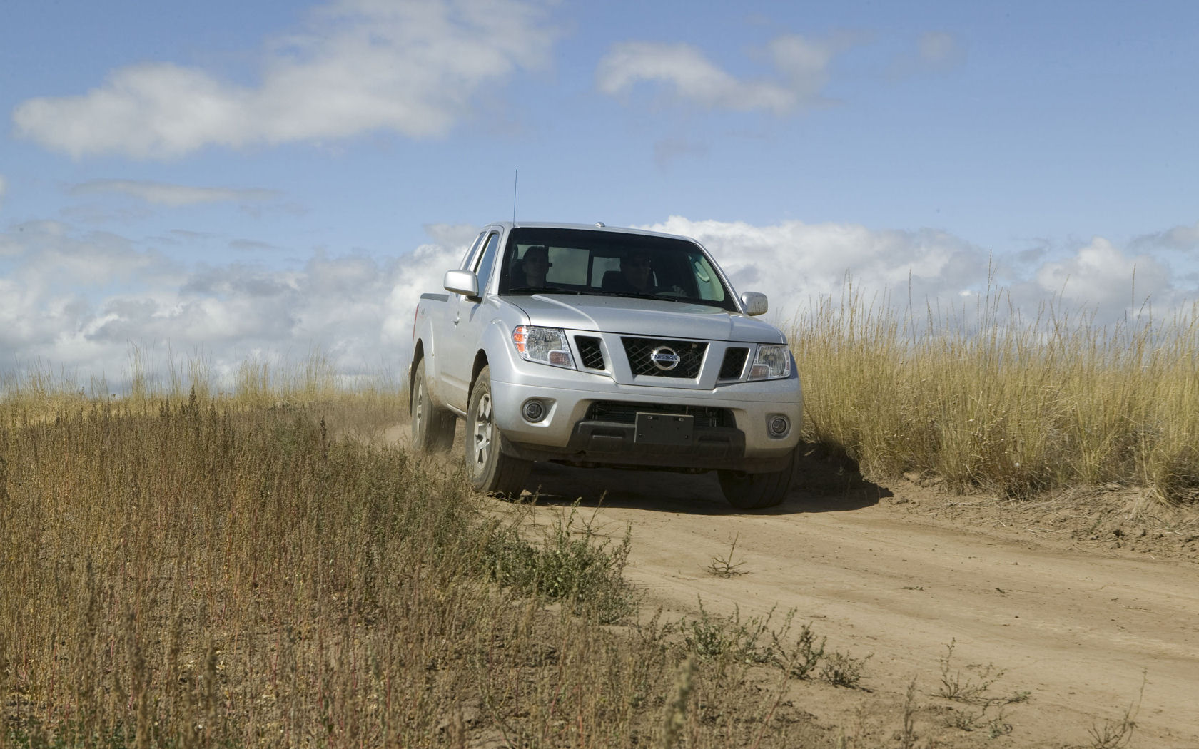 Nissan Frontier Desktop Wallpaper