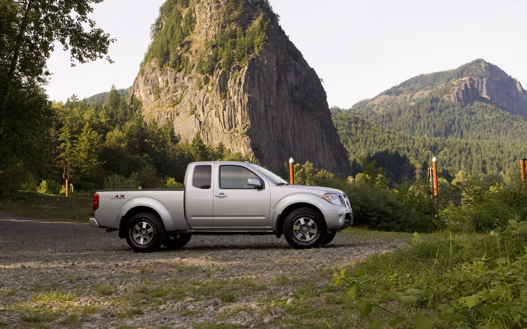 Nissan Frontier Desktop Wallpaper