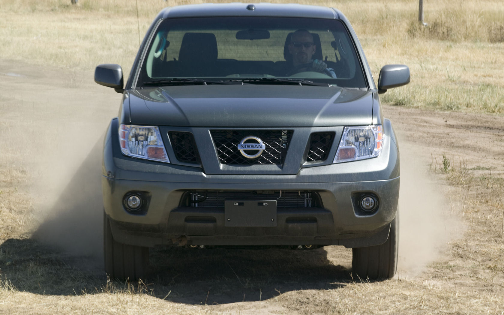 Nissan Frontier Desktop Wallpaper