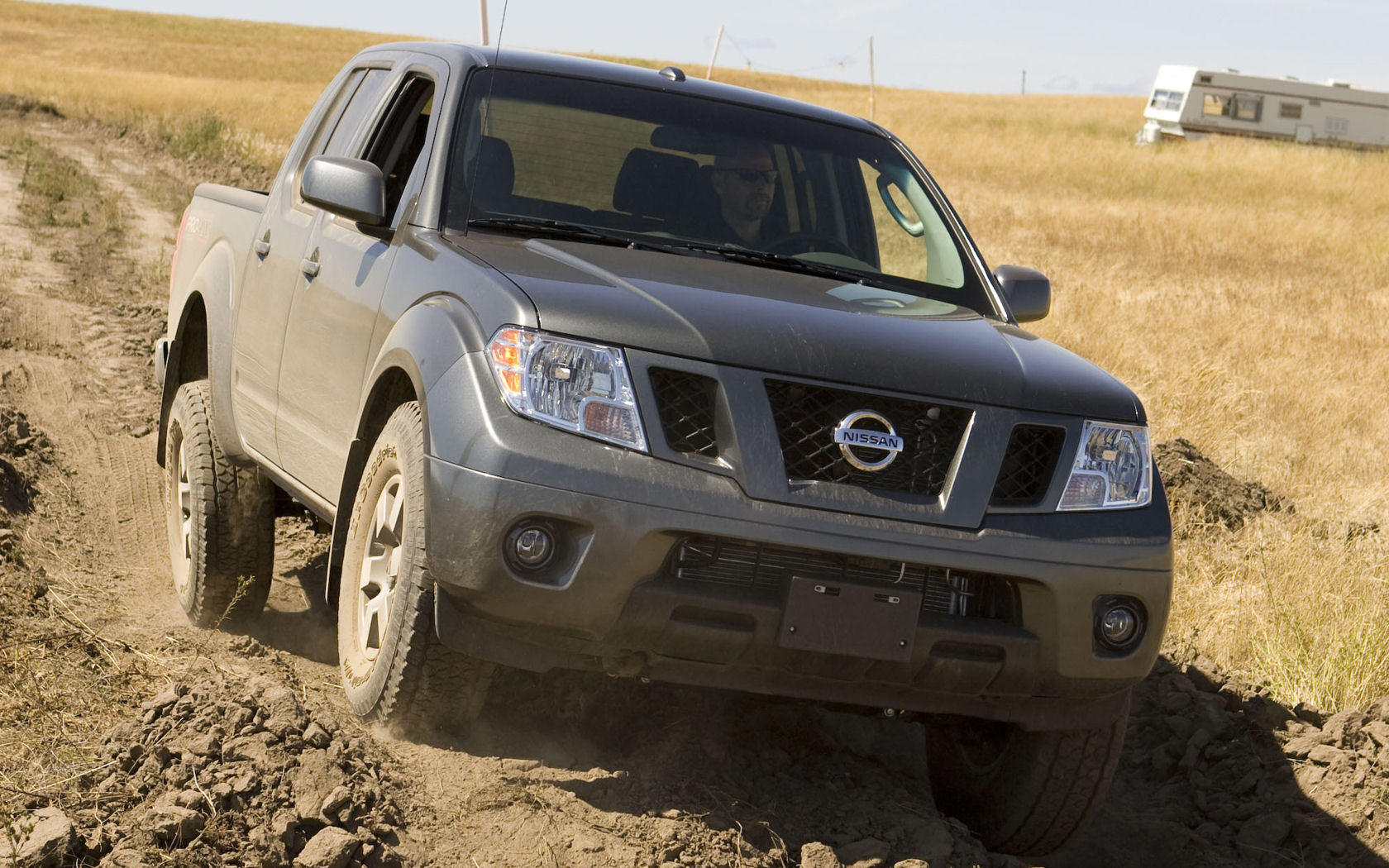 Nissan Frontier Desktop Wallpaper