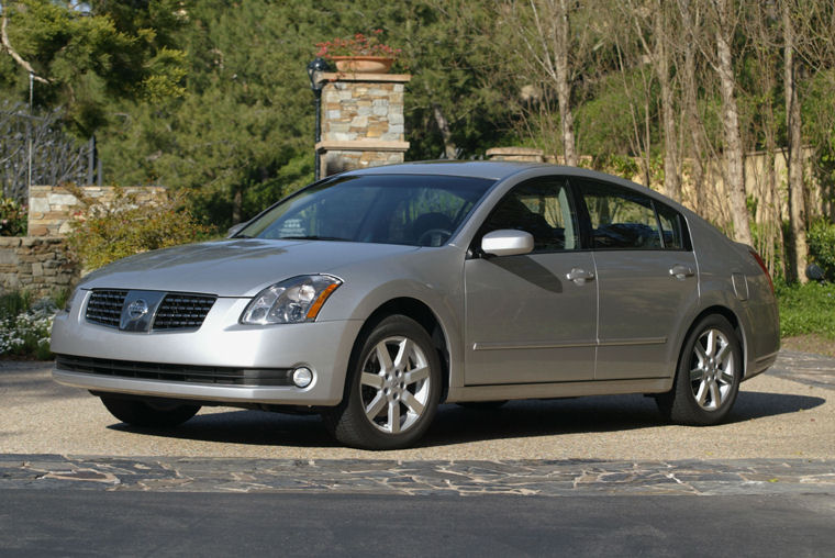 2005 Nissan Maxima Picture