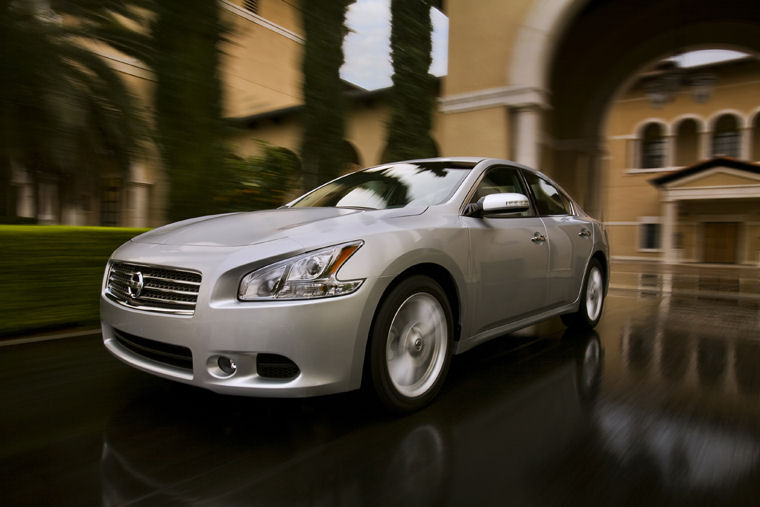 2009 Nissan Maxima Picture