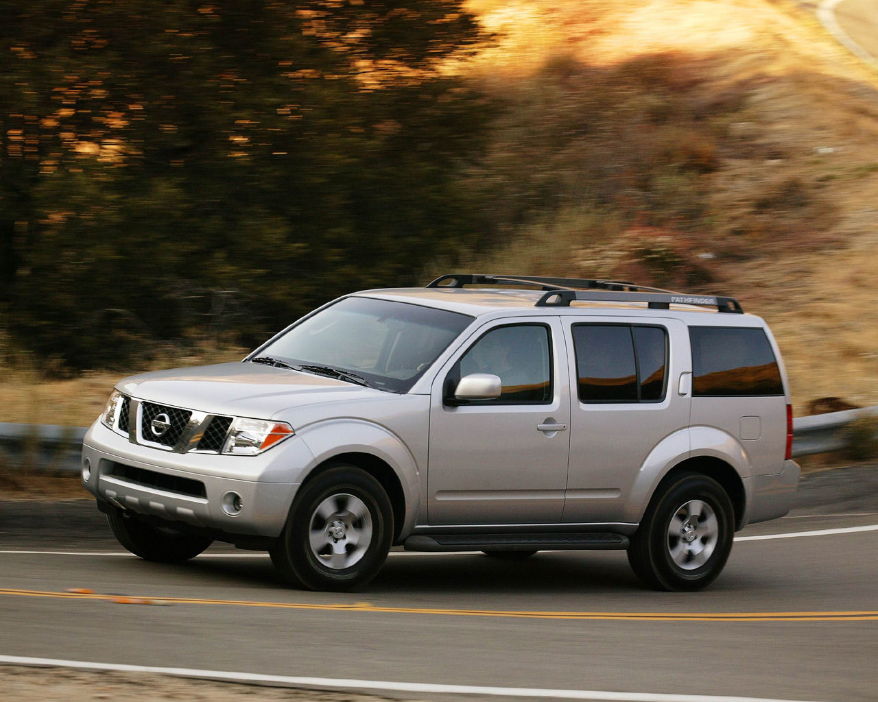 Nissan Pathfinder Desktop Wallpaper