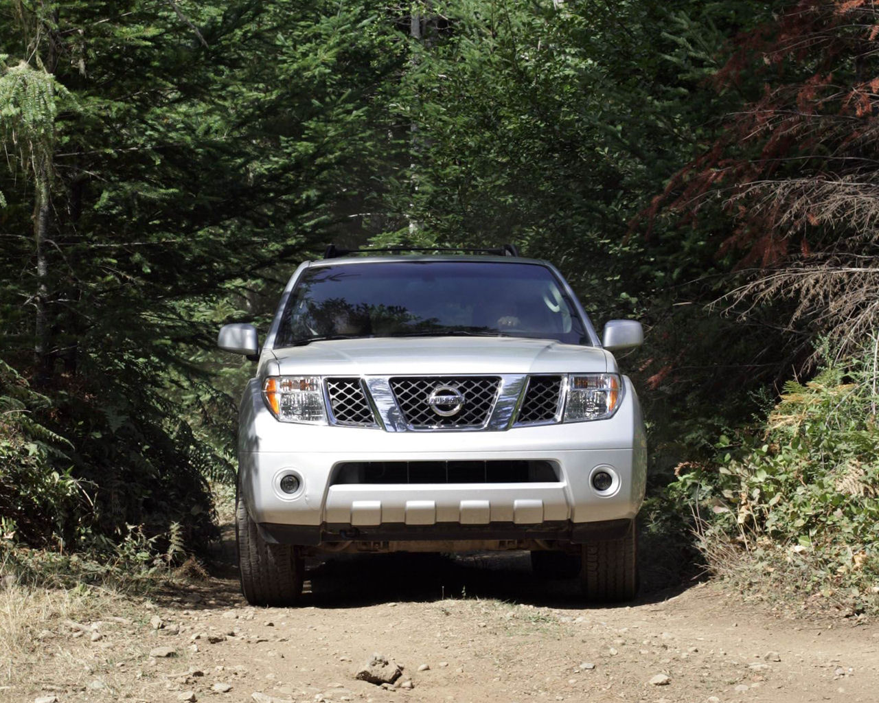 Nissan Pathfinder Desktop Wallpaper