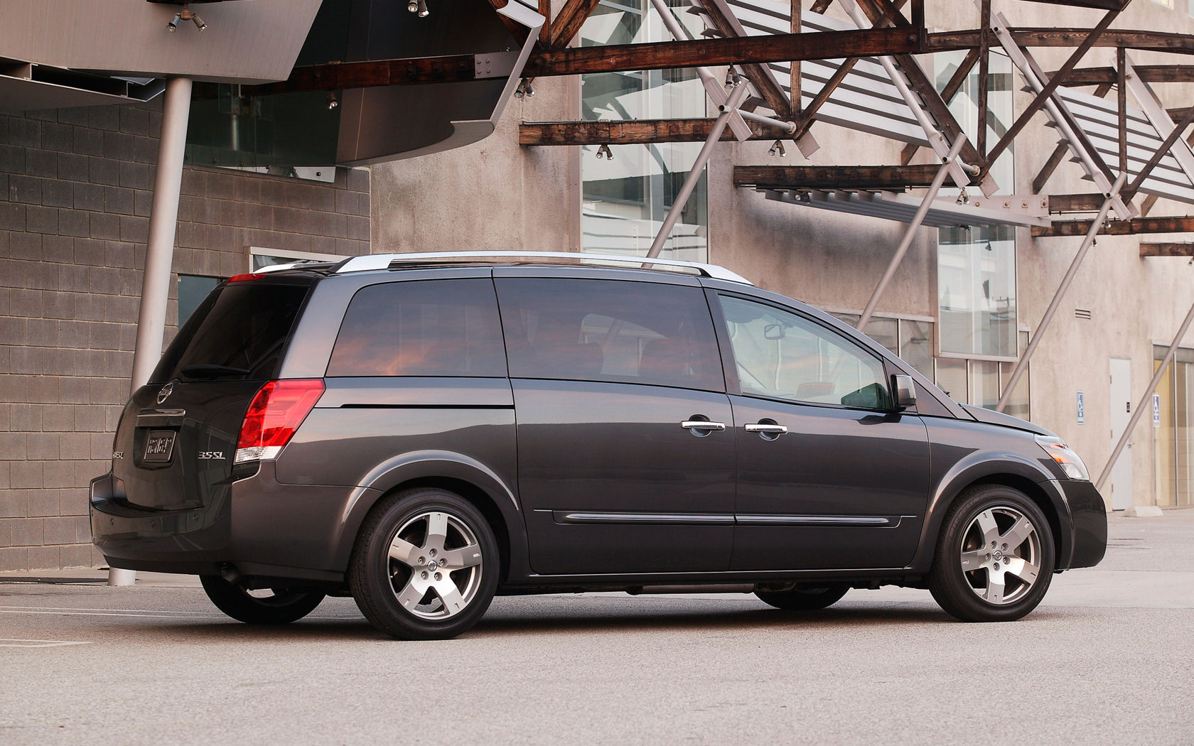 Nissan Quest Desktop Wallpaper