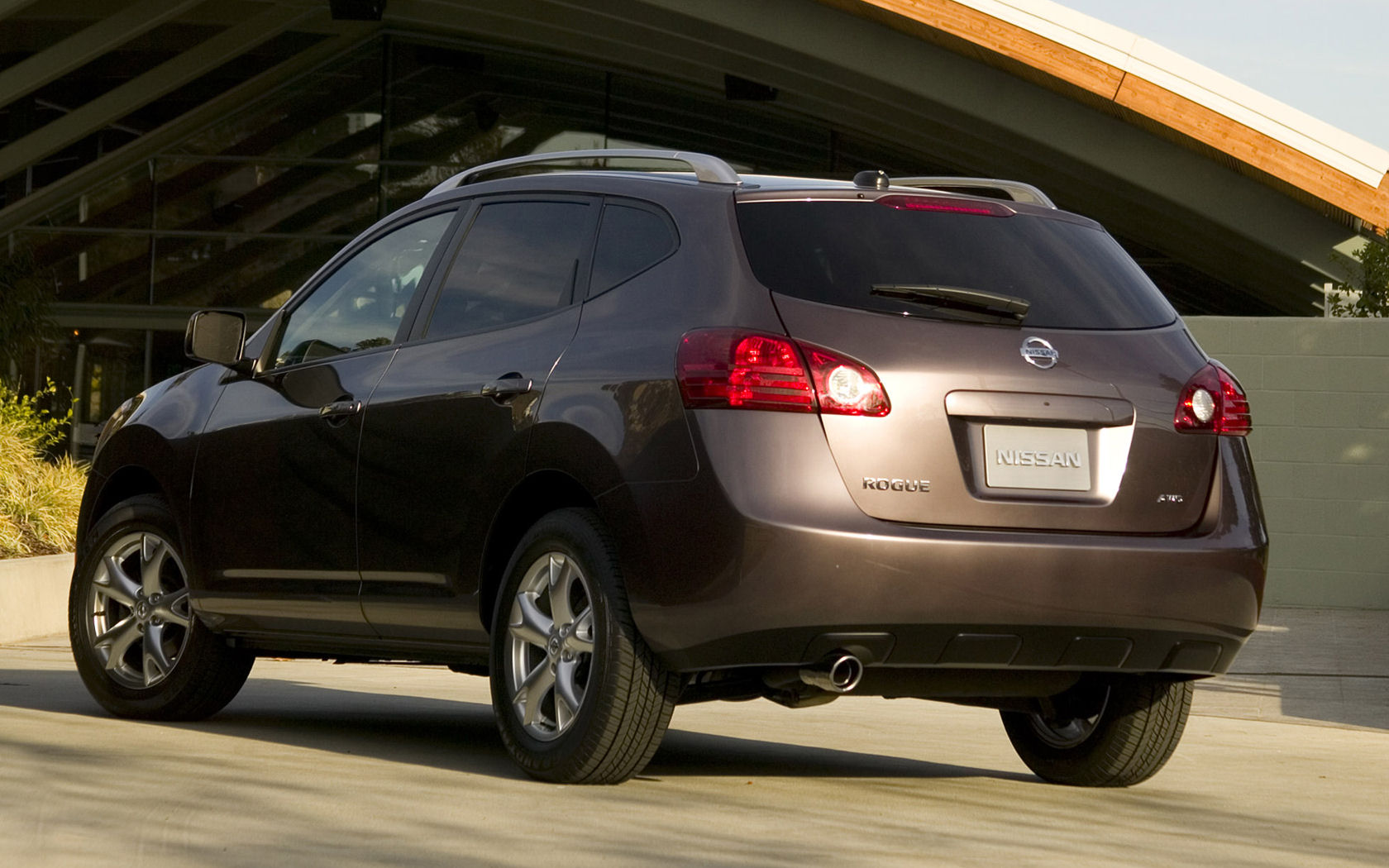 Nissan Rogue Desktop Wallpaper