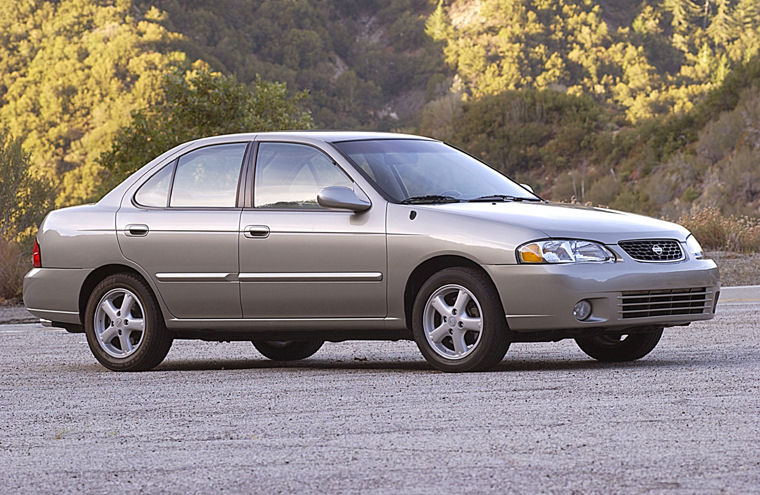 2002 Nissan Sentra Picture