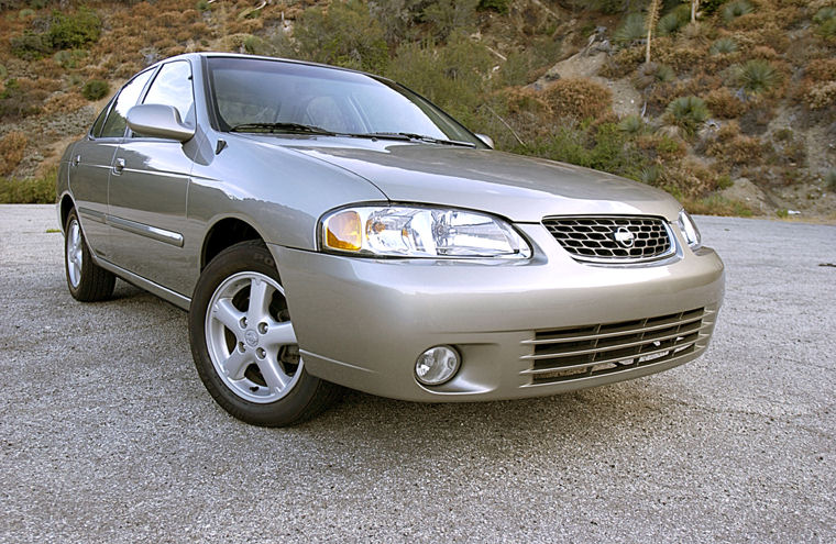 2002 Nissan Sentra Picture