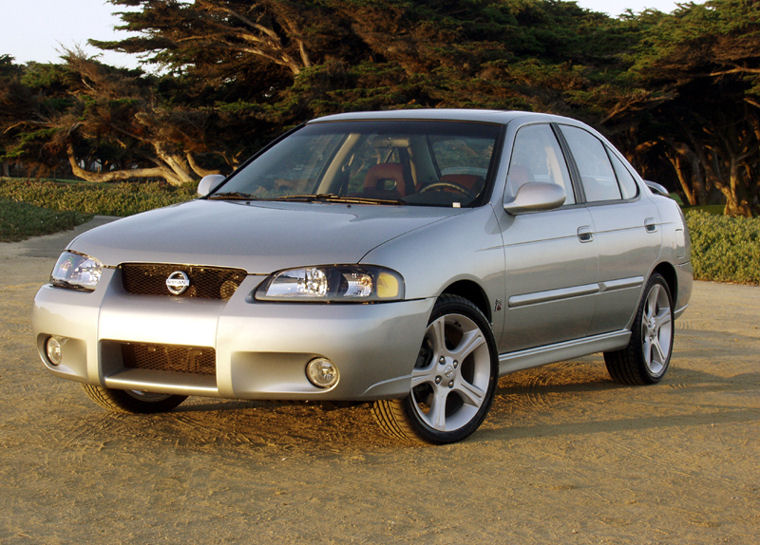 2002 Nissan Sentra SE-R Picture