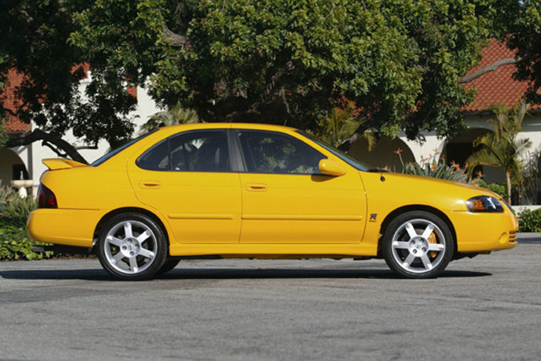 2004 Nissan Sentra SE-R Spec-V Picture