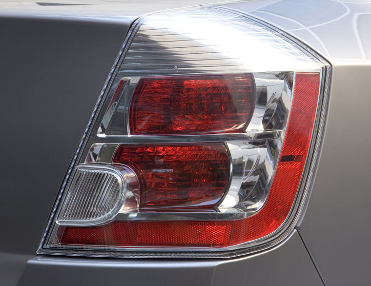 2009 Nissan Sentra Tail Light Picture