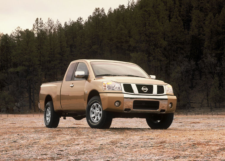 2004 Nissan Titan King Cab Picture