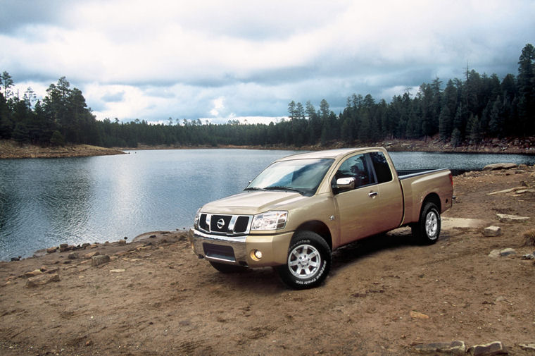 2004 Nissan Titan King Cab Picture