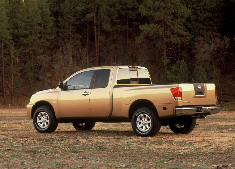 2004 Nissan Titan King Cab Picture