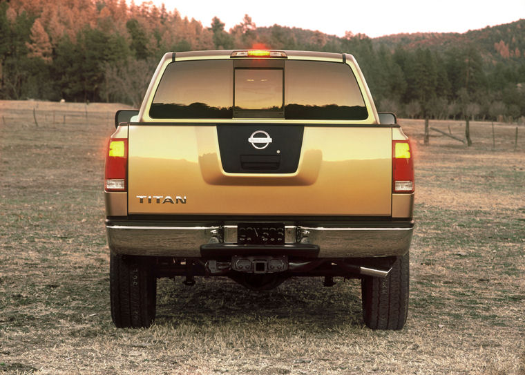 2004 Nissan Titan King Cab Picture