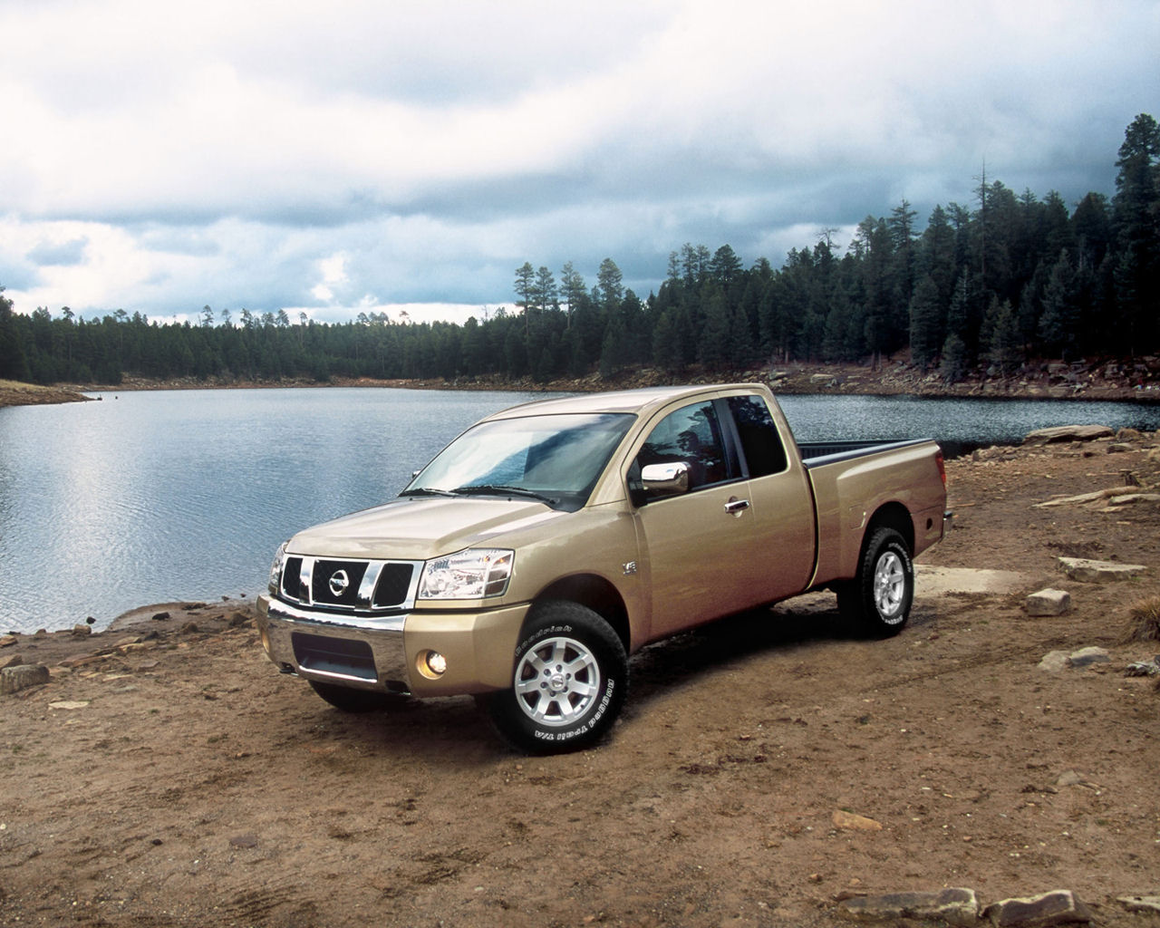 Nissan Titan Desktop Wallpaper