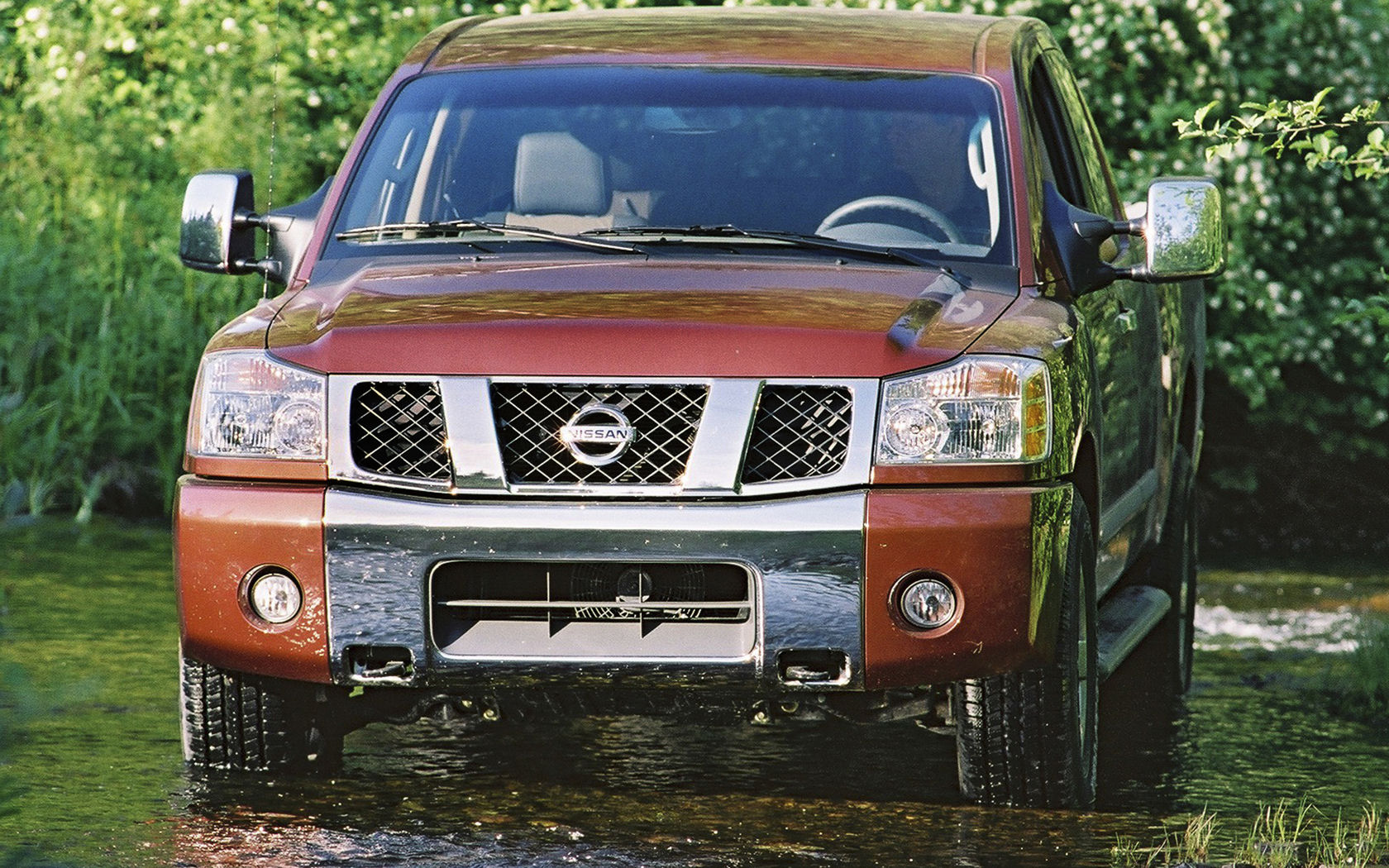 Nissan Titan Desktop Wallpaper