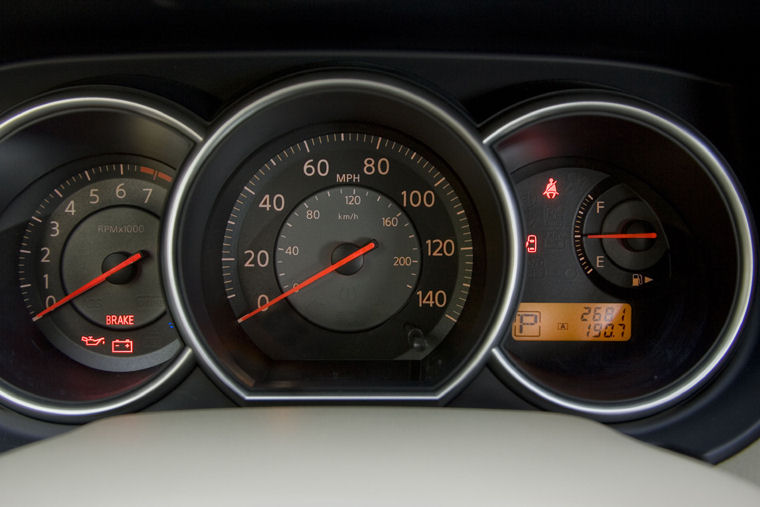 2008 Nissan Versa Sedan Gauges Picture