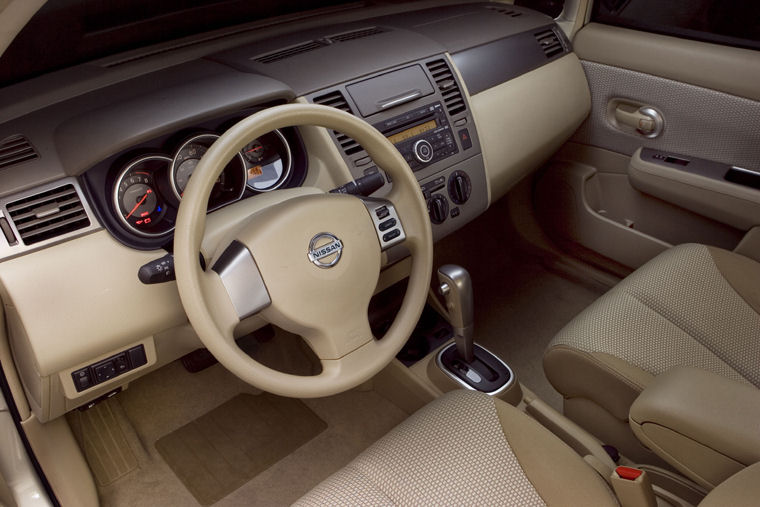 2009 Nissan Versa Sedan Interior Picture