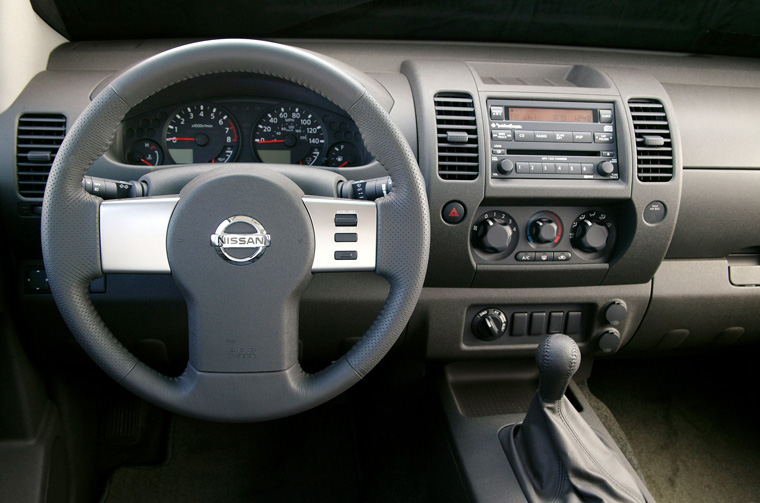 2008 Nissan Xterra Cockpit Picture