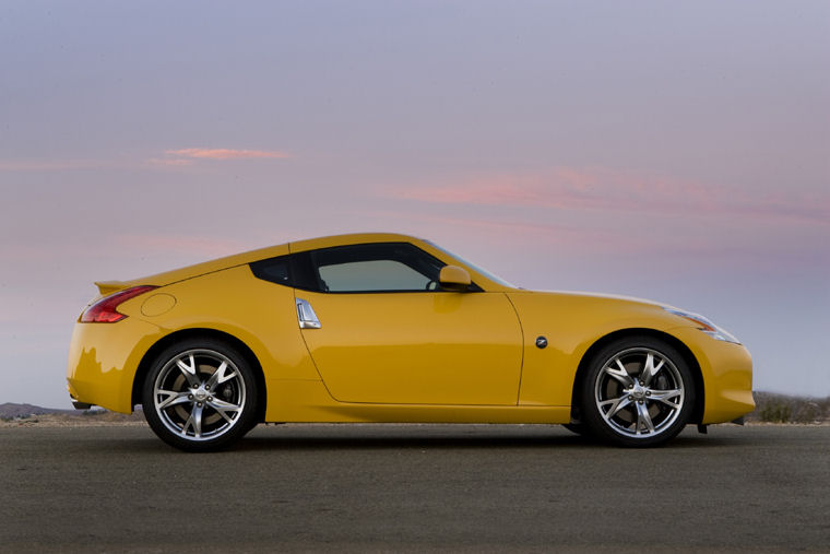 2009 Nissan 370Z Picture