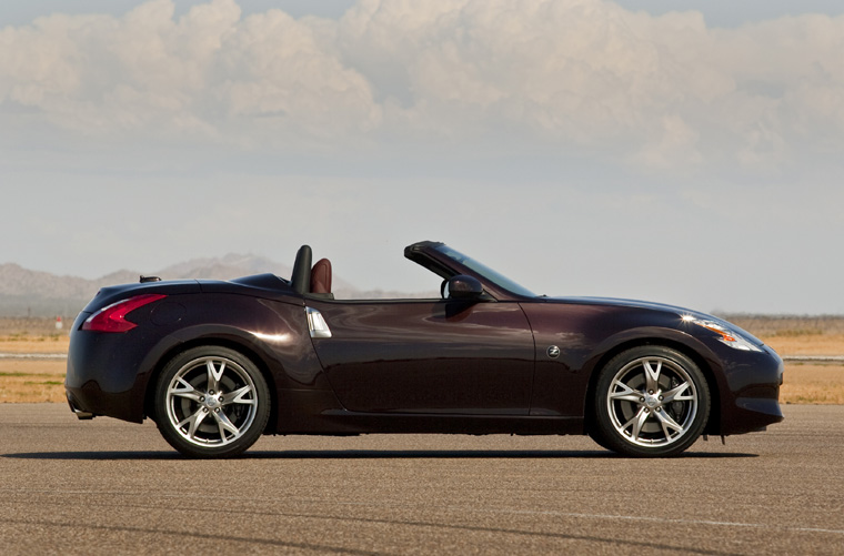 2010 Nissan 370Z Roadster Picture