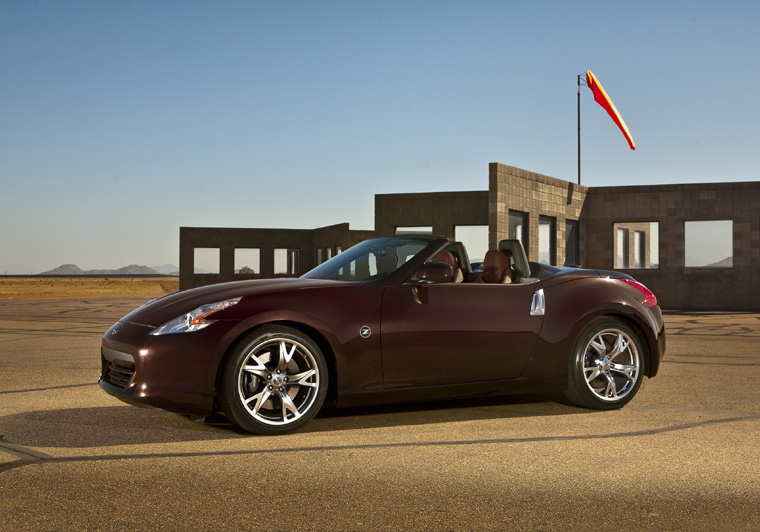 2010 Nissan 370Z Roadster Picture