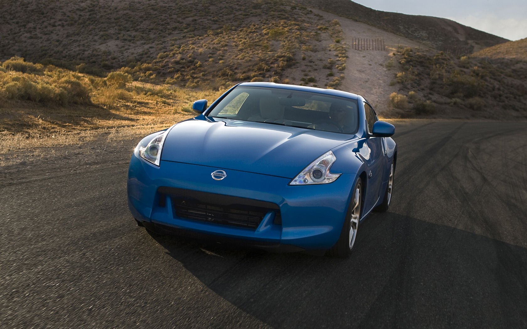 Nissan Z-Car Desktop Wallpaper