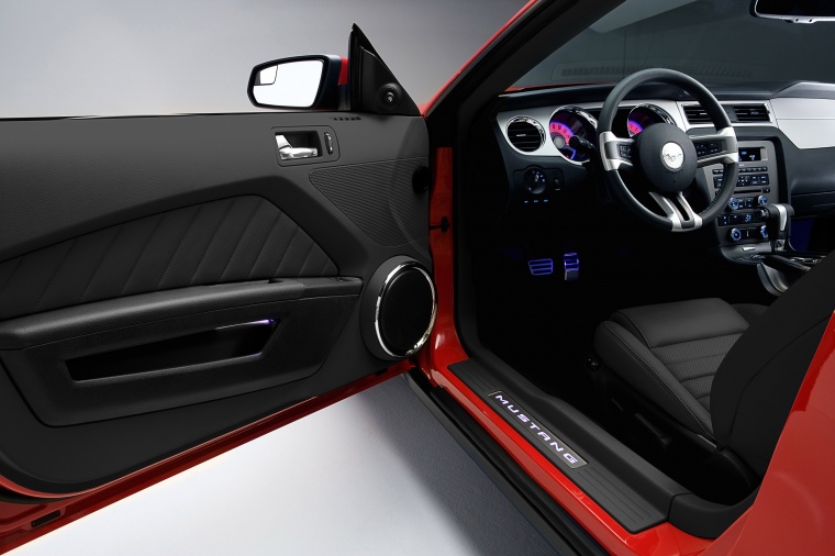 2012 Ford Mustang Gt Coupe Interior Picture Pic Image