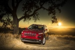 Picture of 2017 Jeep Cherokee Latitude in Deep Cherry Red Crystal Pearlcoat