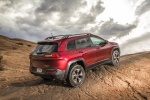 Picture of 2017 Jeep Cherokee Trailhawk 4WD in Deep Cherry Red Crystal Pearlcoat