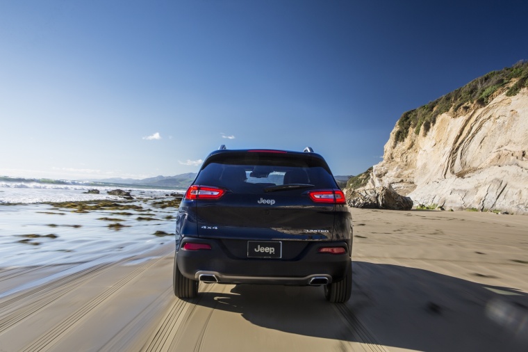 2018 Jeep Cherokee Limited 4WD Picture