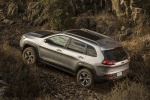 Picture of 2018 Jeep Cherokee Trailhawk 4WD in Billet Silver Metallic Clearcoat