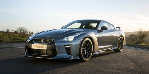 2017 Nissan GT-R Reviews / Specs / Pictures / Prices