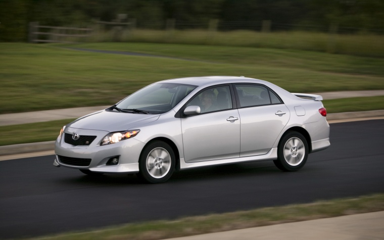 toyota corolla xle at 2010 #6