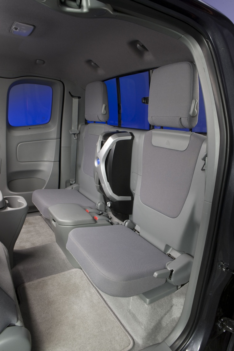 2010 Toyota Tacoma Access Cab Sr5 4wd Rear Seats Picture