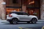 Picture of 2020 Volvo XC40 T5 R-Design AWD in Crystal White Metallic