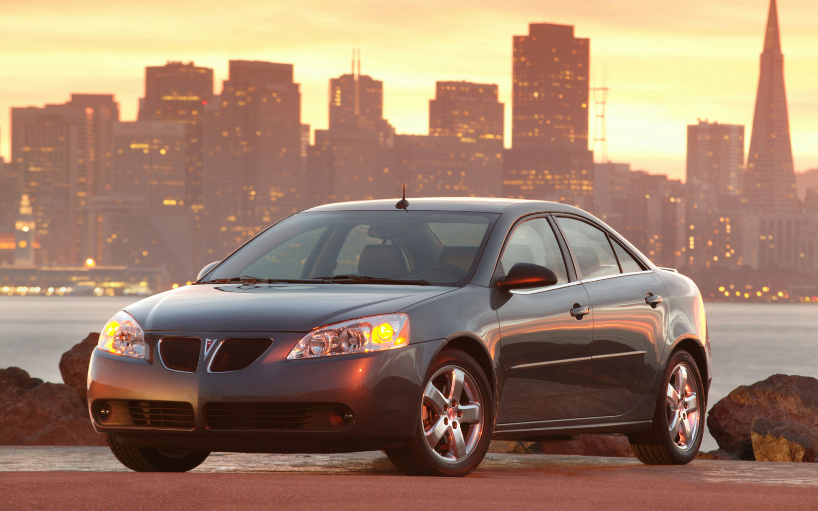 Pontiac G6 Desktop Wallpaper