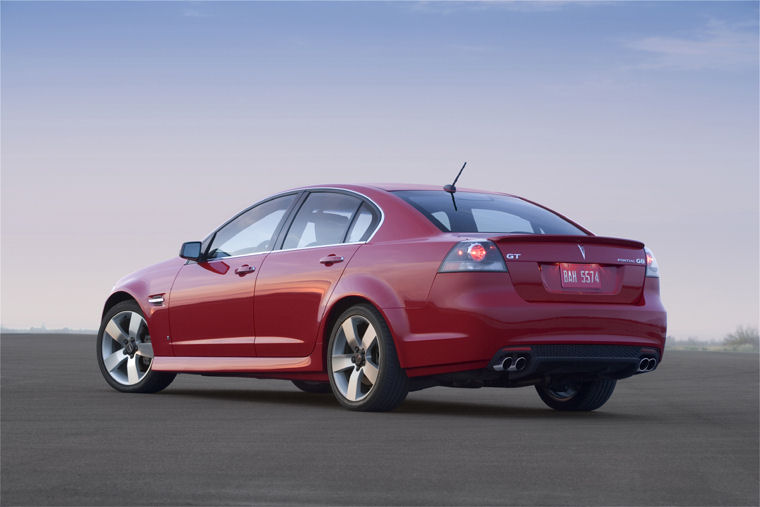 2008 Pontiac G8 GT Picture