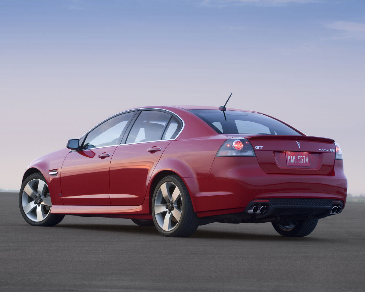 Pontiac G8 Desktop Wallpaper