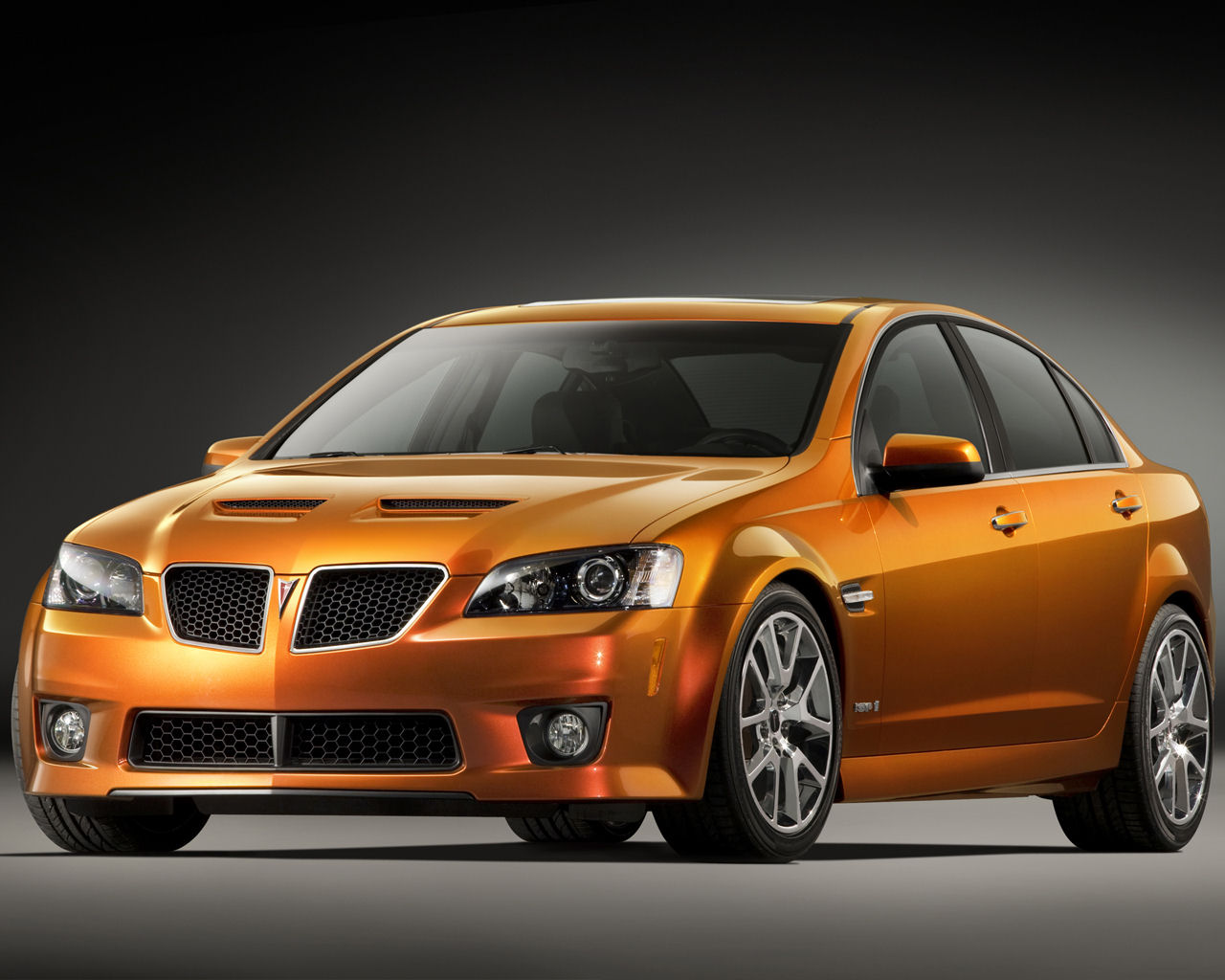 Pontiac G8 Desktop Wallpaper