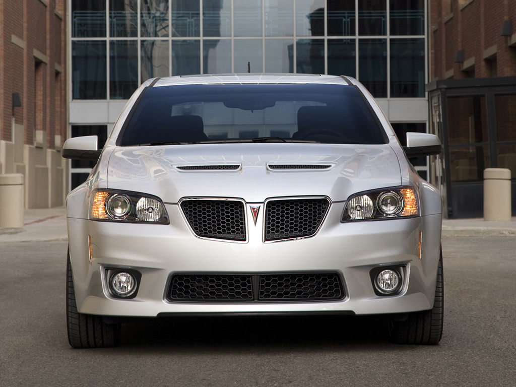 Pontiac G8 Desktop Wallpaper