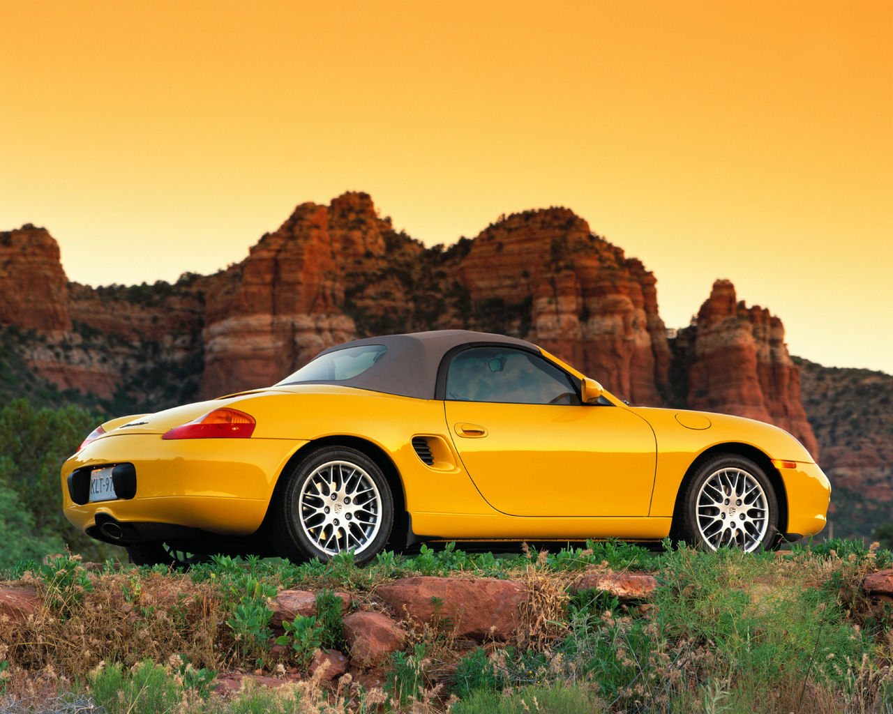 Porsche Boxster Desktop Wallpaper