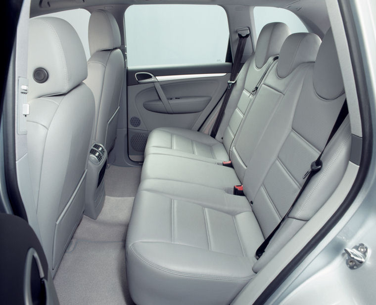 2004 Porsche Cayenne S Rear Seats Picture