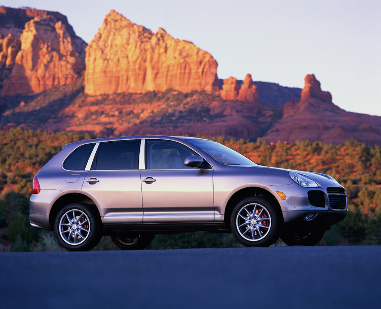 2004 Porsche Cayenne Turbo Picture