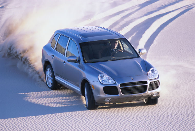 2004 Porsche Cayenne Turbo Picture