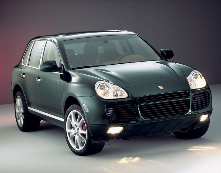 2004 Porsche Cayenne Turbo Picture